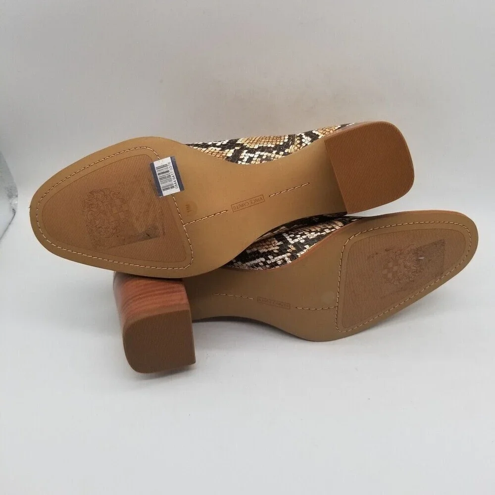 Vince Camuto Jentilliy Snake Print‎ Chelsea Boots 5.5 M